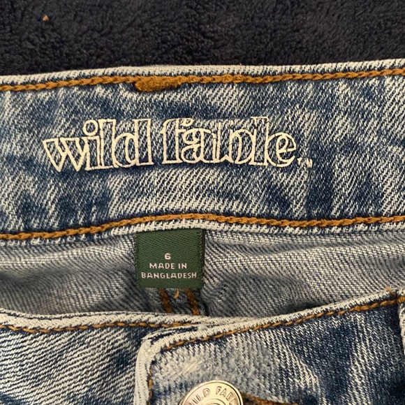 Jean skirt, from wild fable, size 6 - Picture 3 of 3